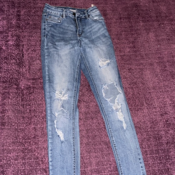 CALI Ultra High Rise Blue Skinny Jeans size 0 distressed denim jeans like new - Picture 3 of 10